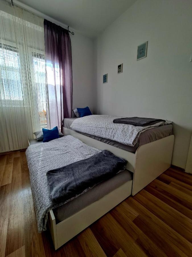 Apartment Pemper - Self Check In And Check Out Otočac Εξωτερικό φωτογραφία