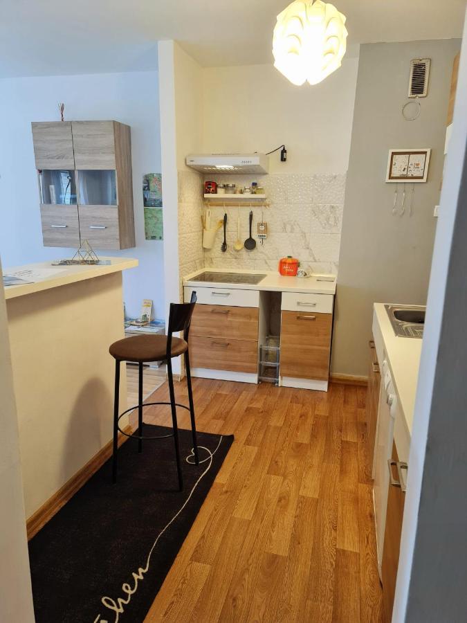 Apartment Pemper - Self Check In And Check Out Otočac Εξωτερικό φωτογραφία