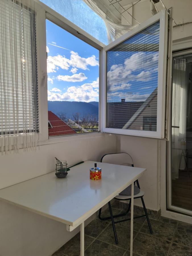 Apartment Pemper - Self Check In And Check Out Otočac Εξωτερικό φωτογραφία