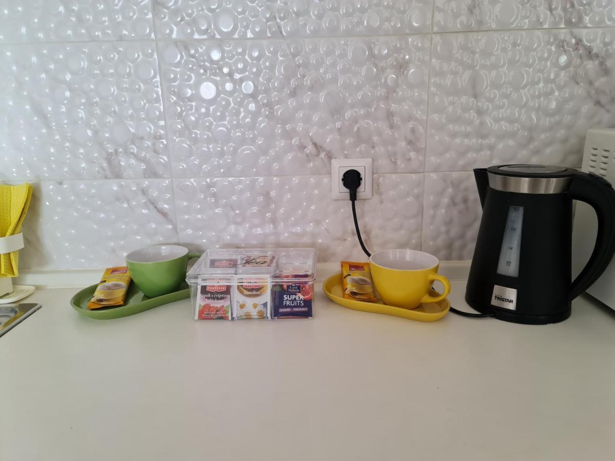 Apartment Pemper - Self Check In And Check Out Otočac Εξωτερικό φωτογραφία