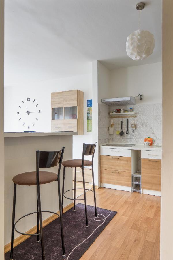 Apartment Pemper - Self Check In And Check Out Otočac Εξωτερικό φωτογραφία