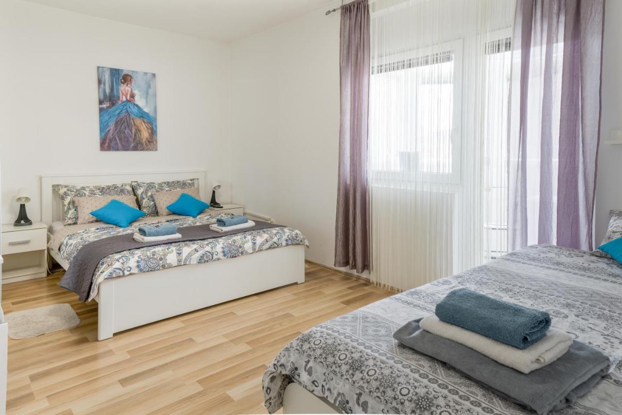 Apartment Pemper - Self Check In And Check Out Otočac Εξωτερικό φωτογραφία